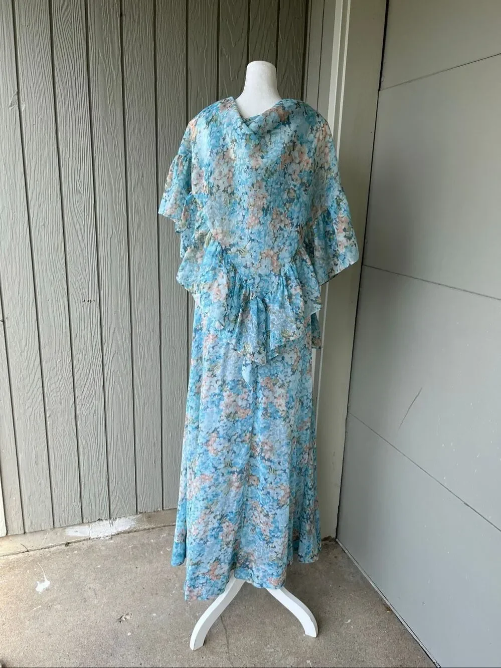 VTG 70s Floral Maxi Dress Matching Shawl Smocked Bodice Cottagecore